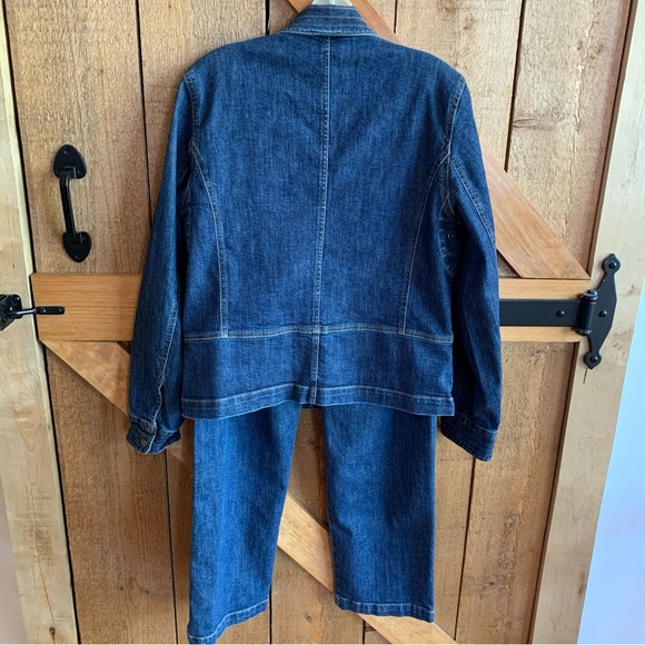 Women’s JONES NEW YORK Set Stretch Denim Jacket Size M & Denim Jeans Size 8 - Picture 3 of 13